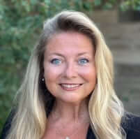 Deanna Bassett